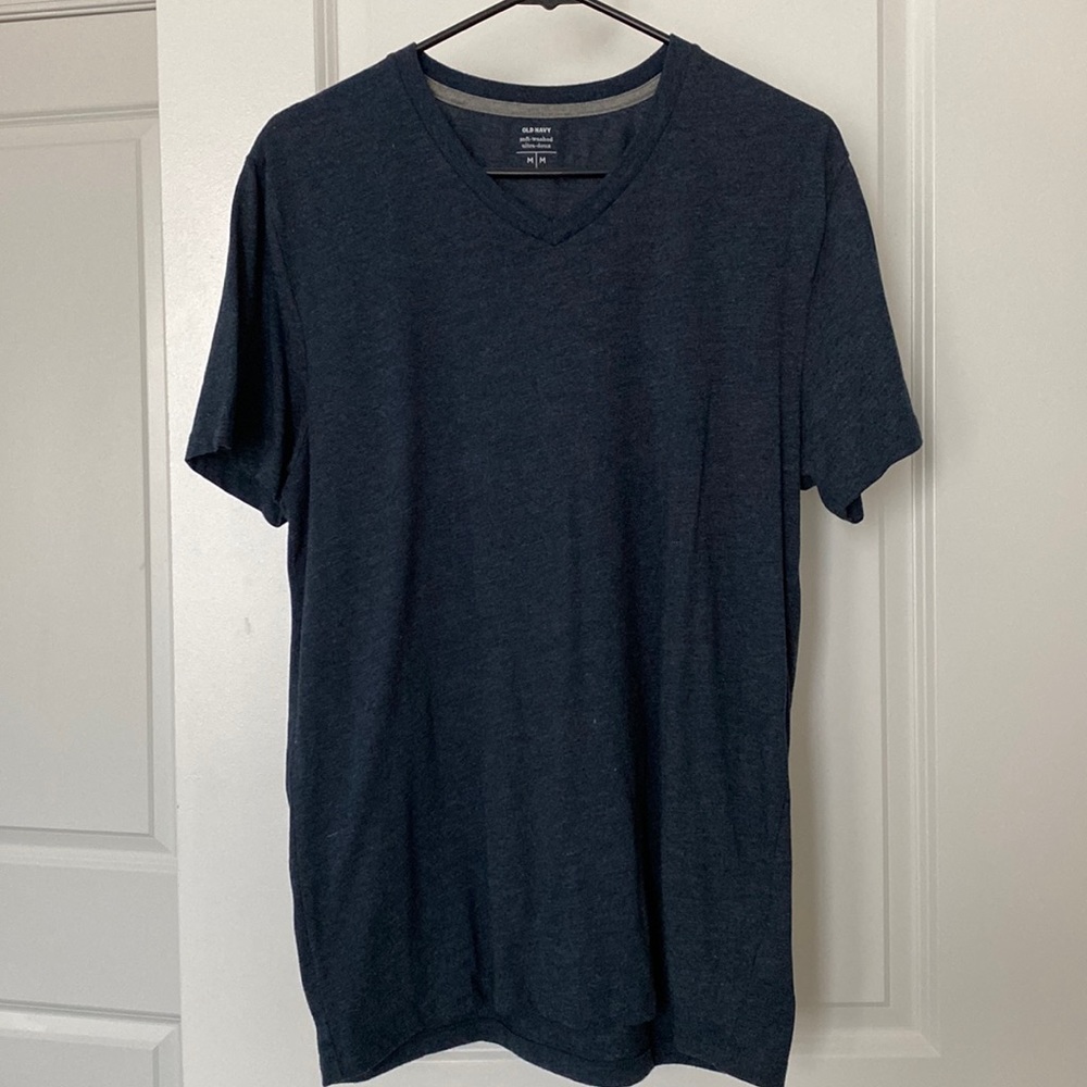 Gently Used Men’s Old Navy  Tee